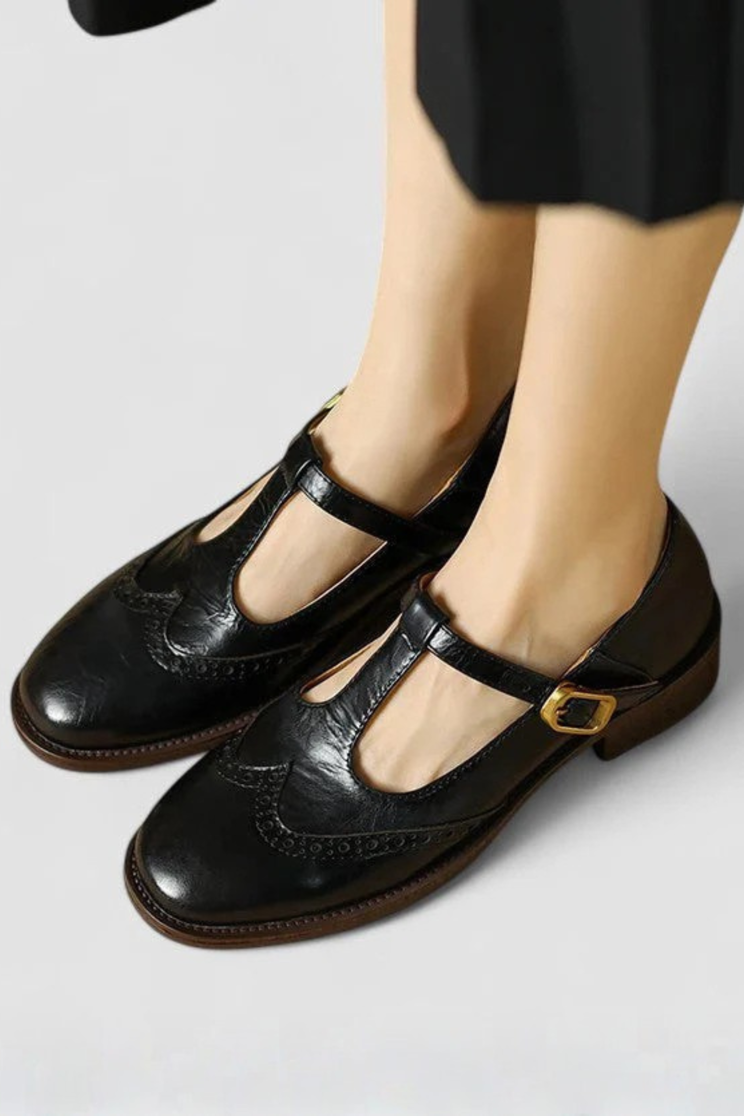 Women’s FlexiComfort Leather Flat Shoes