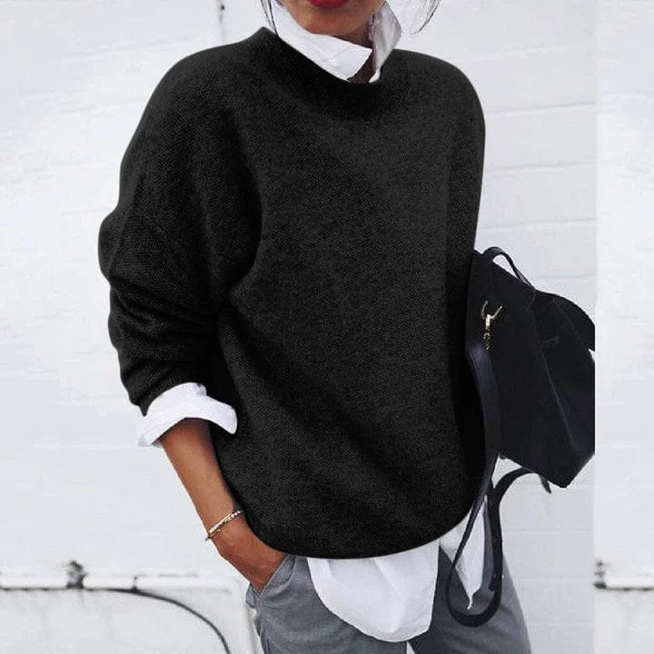 Women's plain knitted jumper with crew neckline and long sleeves