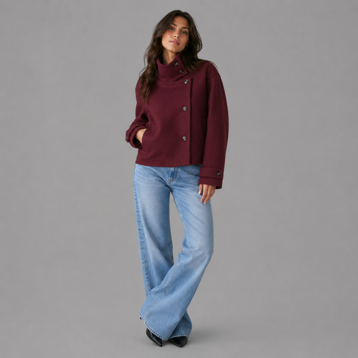 Women's stand collar button front jacket with long sleeves and front pockets