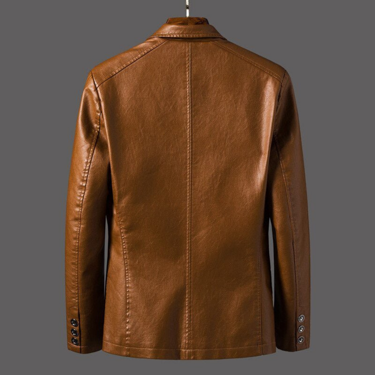 Men's fitted blazer jacket with notched lapels, long sleeves and patch pockets