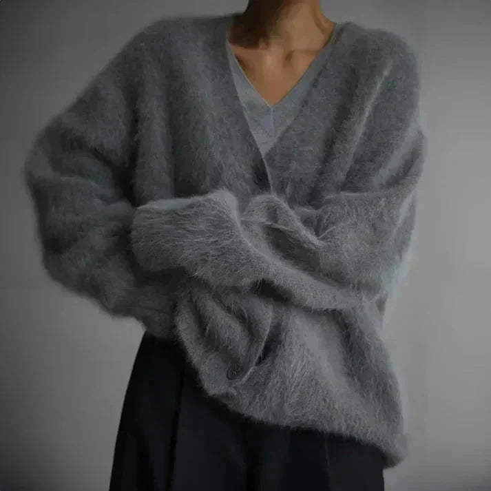 Women's V-neck knitted cardigan with long sleeves and button front