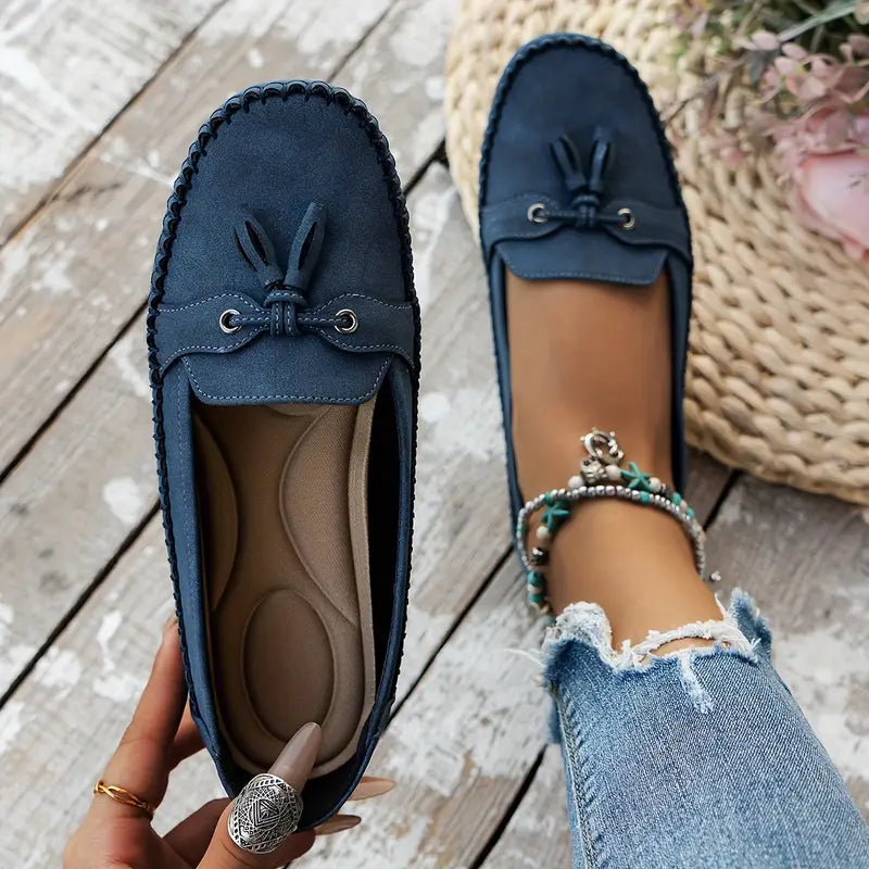Women's moc toe loafers with lace detail and flat heels