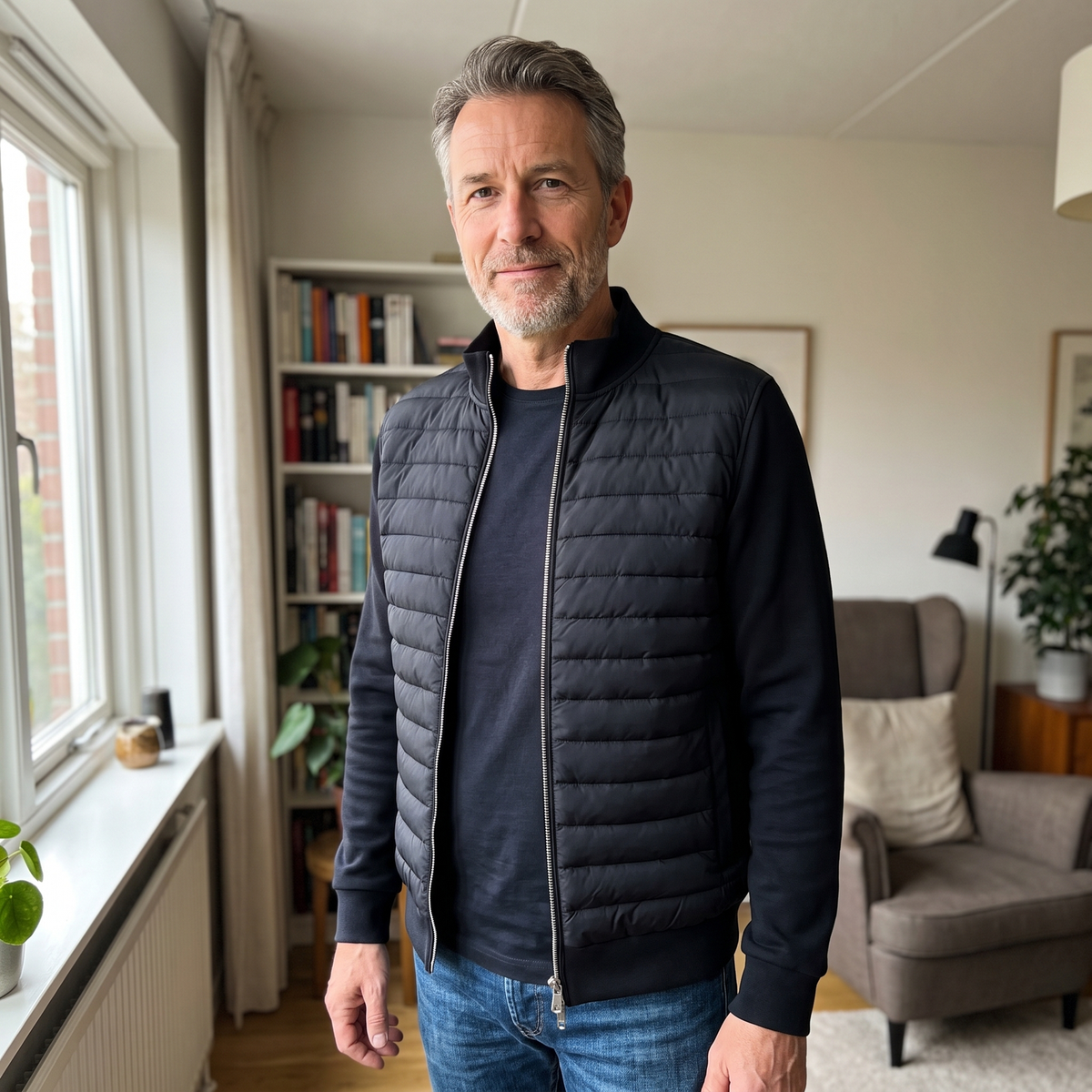 Men's quilted hybrid jacket with stand collar, long sleeves and front pockets