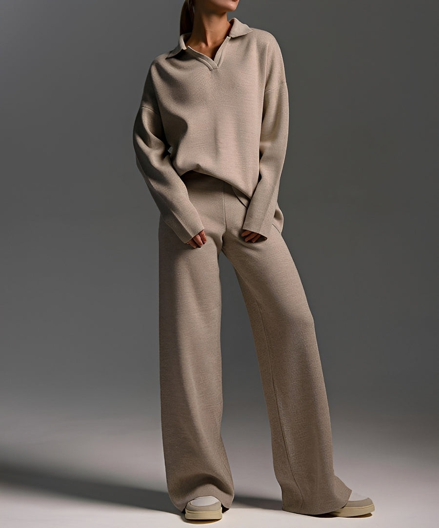 Women's two-piece set with collared jumper and wide-leg trousers