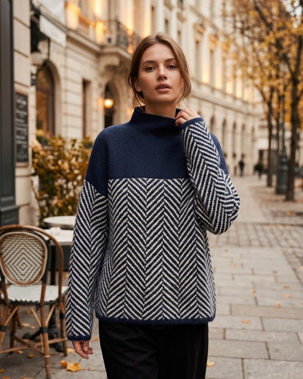Women's chevron turtleneck jumper with long sleeves and contrasting colour blocks