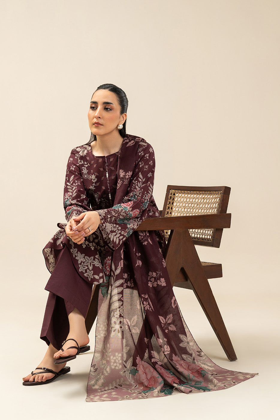 Women's multicoloured floral printed three-piece suit set with long sleeves and wide-leg trousers