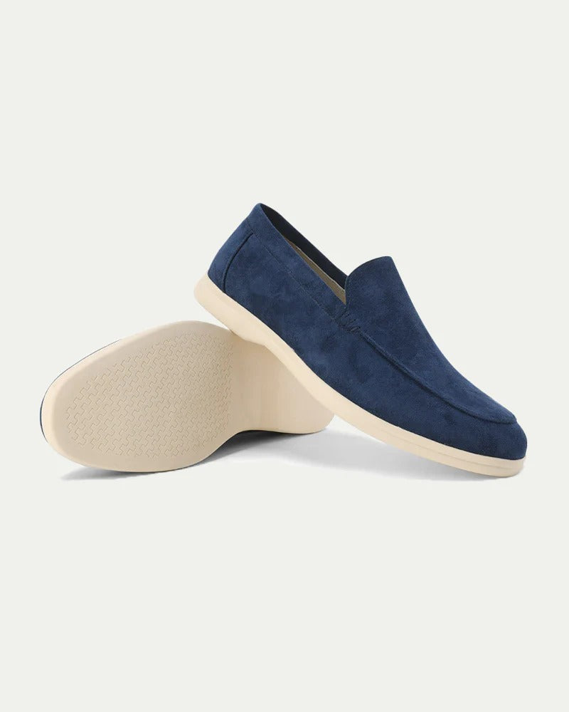 Men's slip-on loafers with moc toe stitching and low sole
