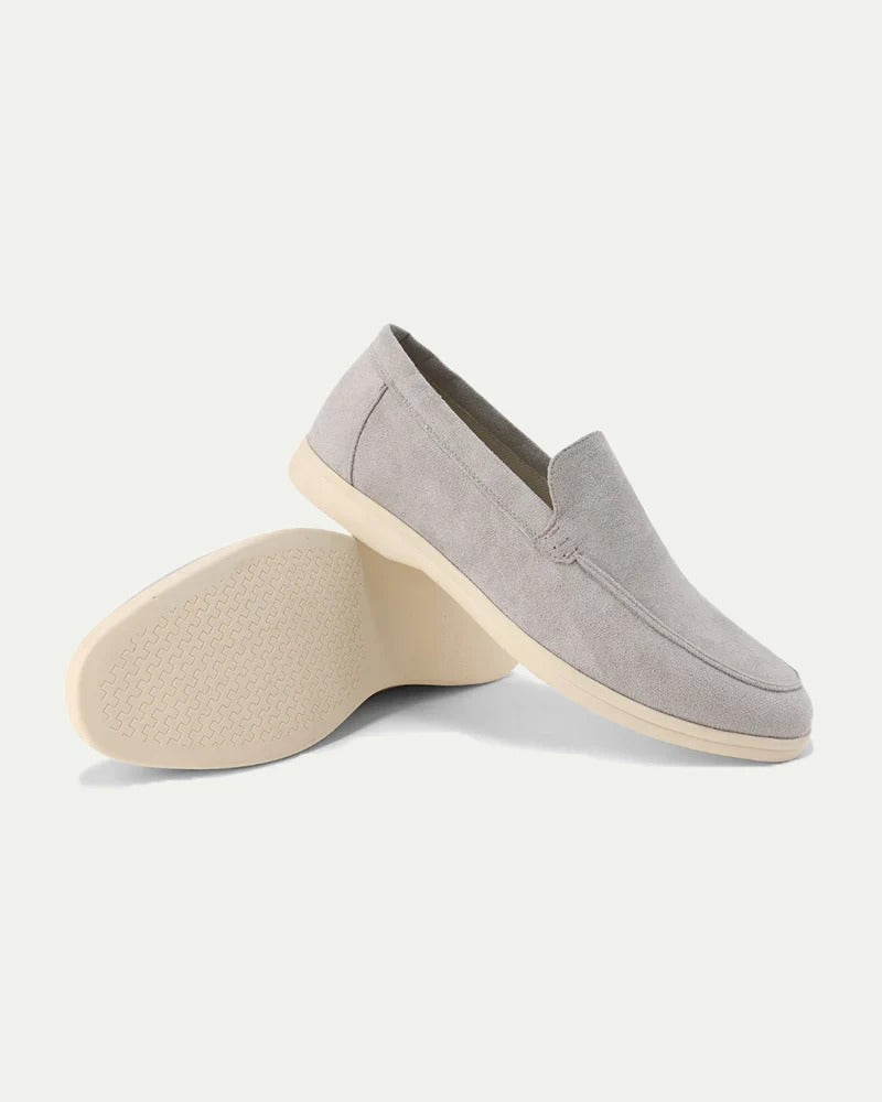 Men's slip-on loafers with moc toe stitching and low sole