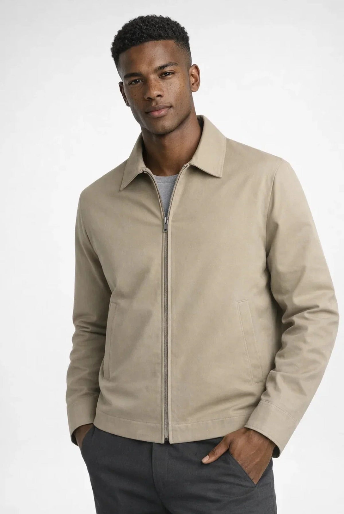 Men's plain zip-up jacket with pointed collar and front pockets
