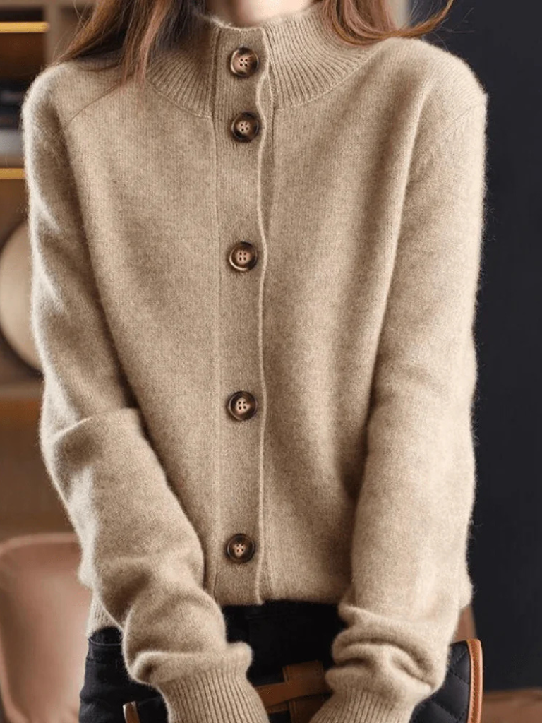 Women's long-sleeve button cardigan with ribbed trims
