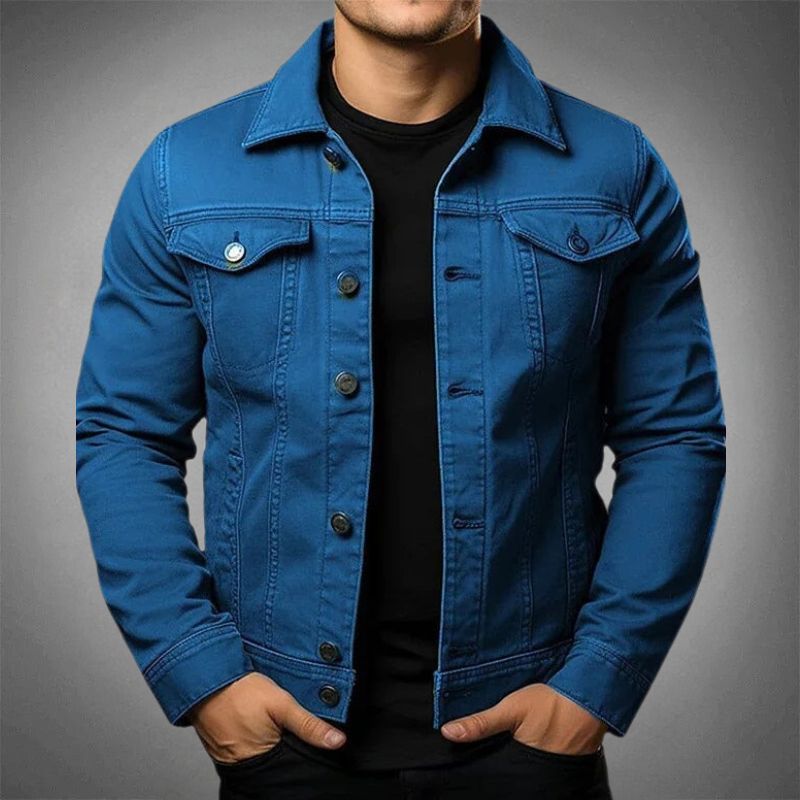 Men's long-sleeve denim jacket with pointed collar, button front and chest pockets