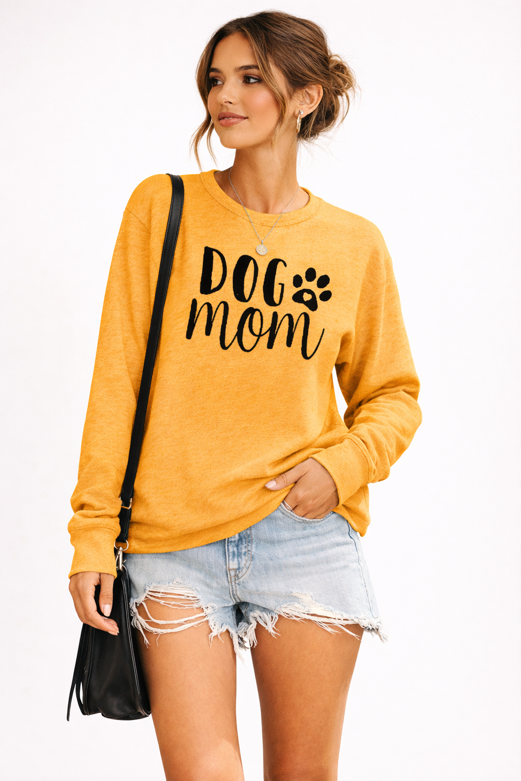 Women's crew neck sweatshirt with DOG MOM graphic and long sleeves