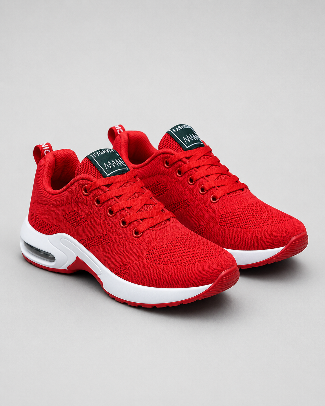 Women's textured lace-up trainers with chunky contrast soles