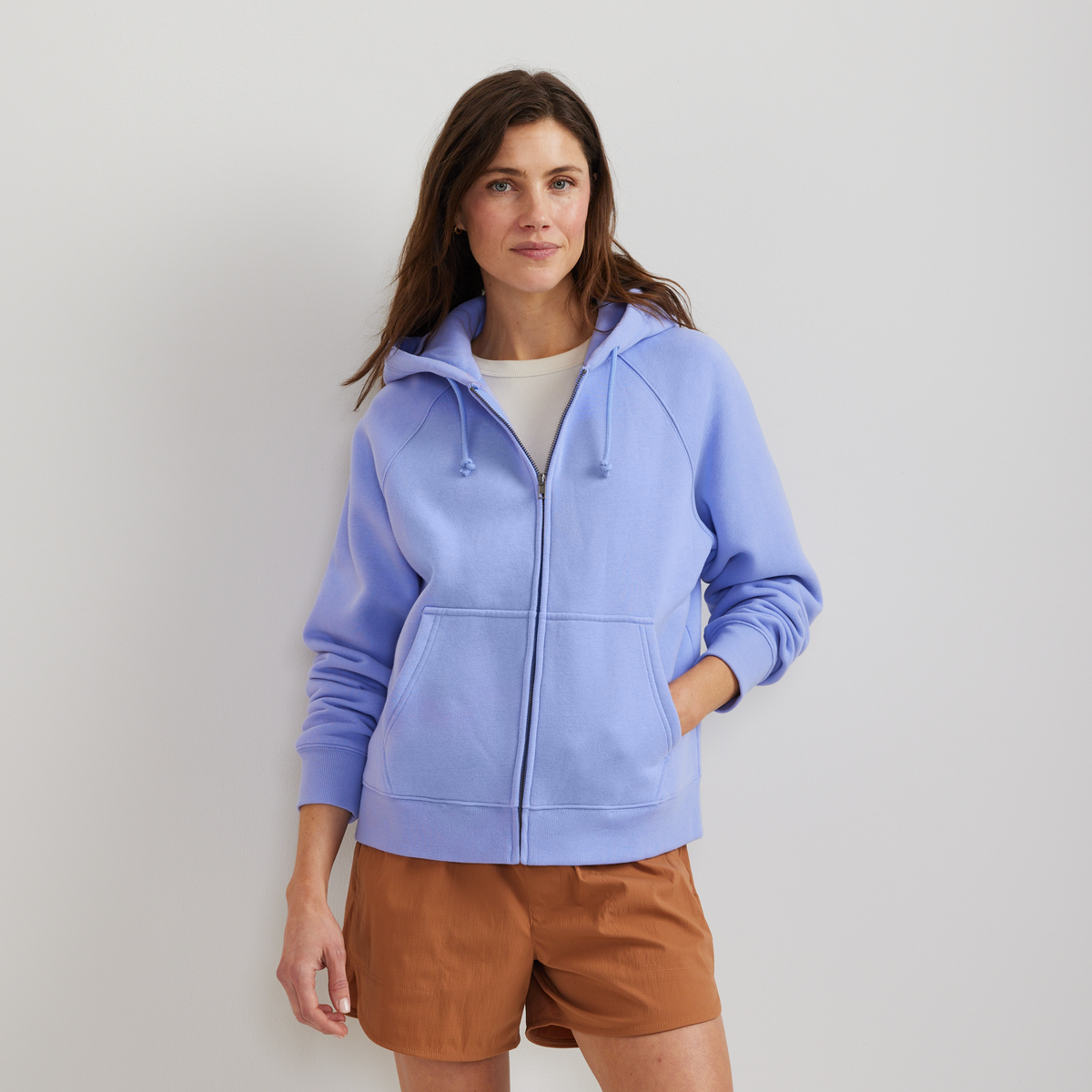 Women's full-zip hooded sweatshirt with long sleeves and front pouch pockets