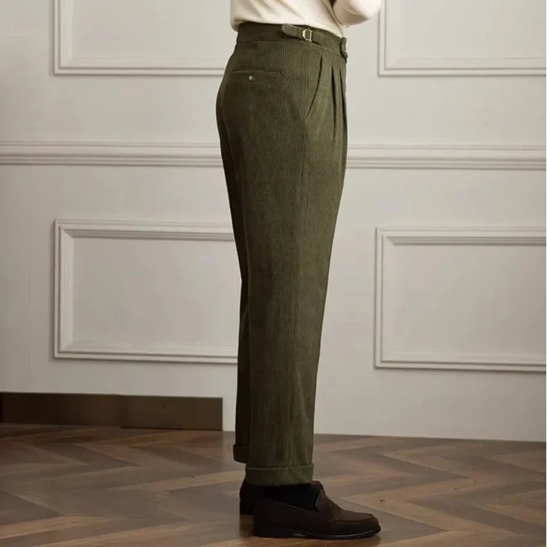 Women's wide-leg corduroy trousers with front pleats and button waistband