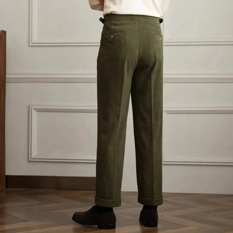 Women's wide-leg corduroy trousers with front pleats and button waistband