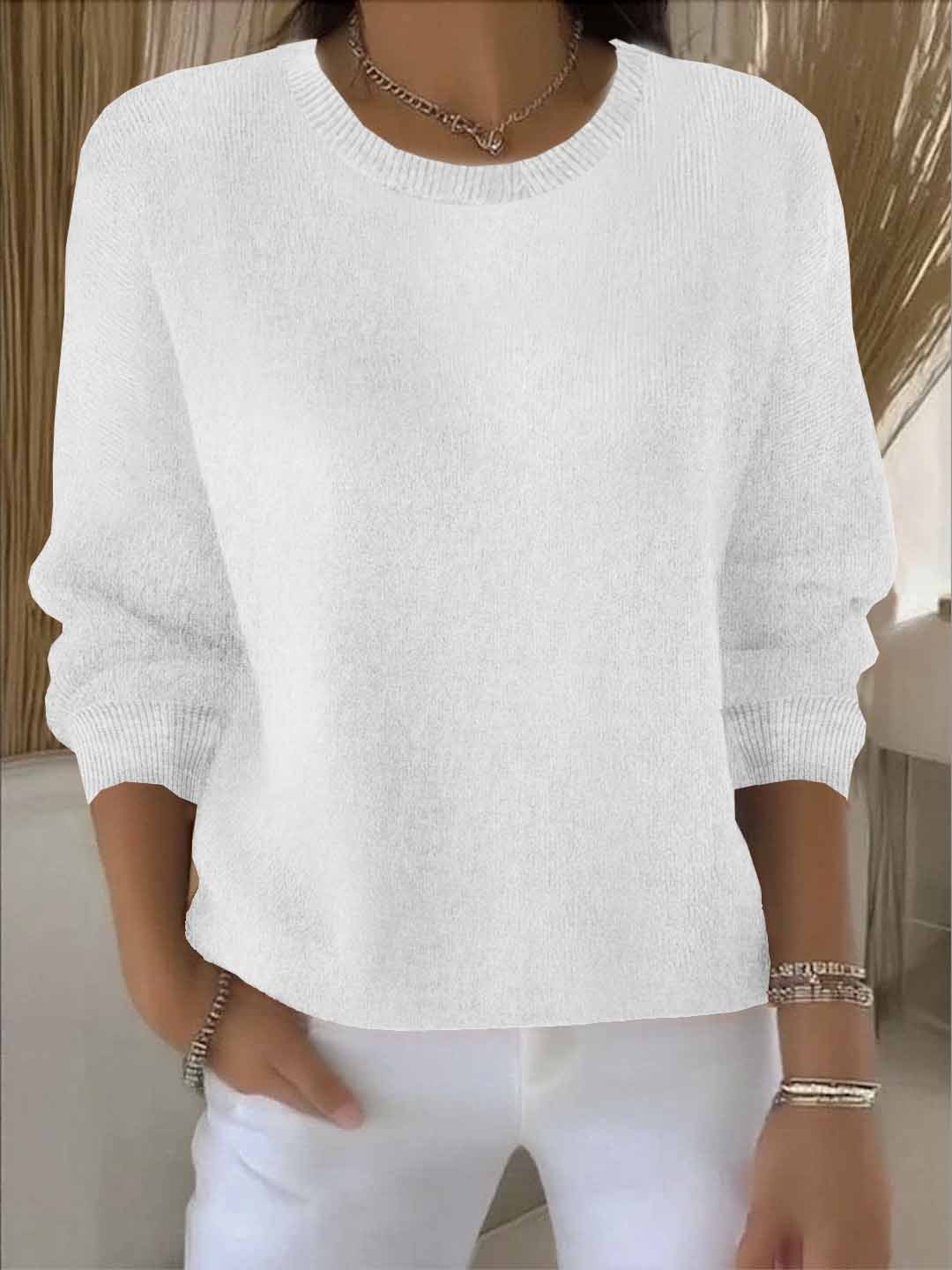 Women's crew neck knitted jumper with long sleeves and ribbed trims