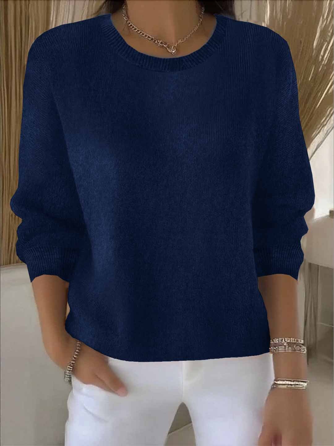 Women's crew neck knitted jumper with long sleeves and ribbed trims