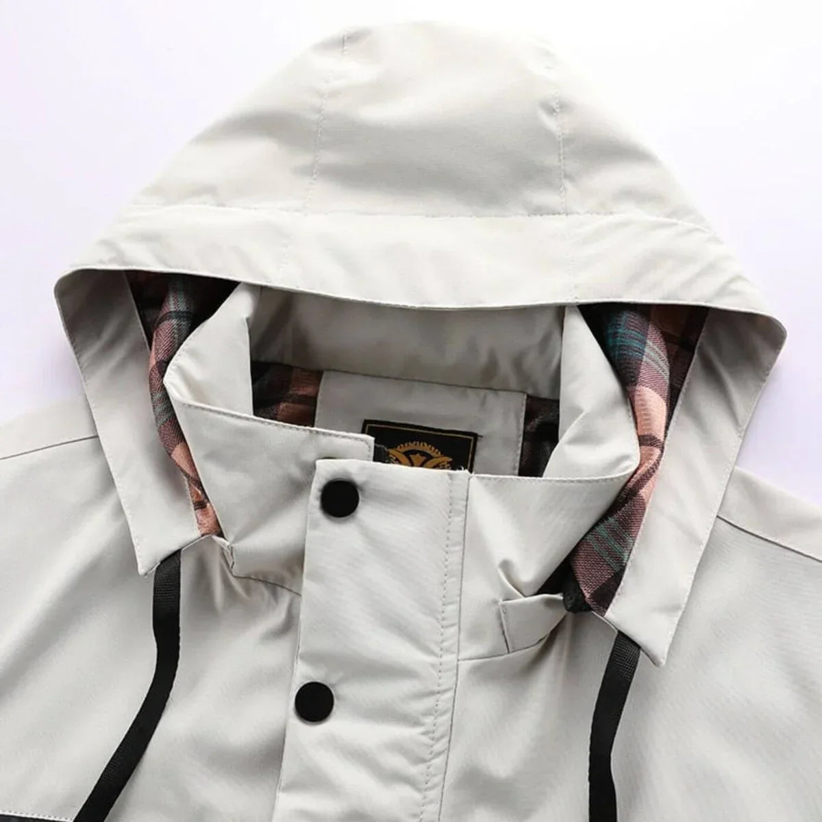 Men's hooded utility jacket with long sleeves, zip front and multiple flap pockets