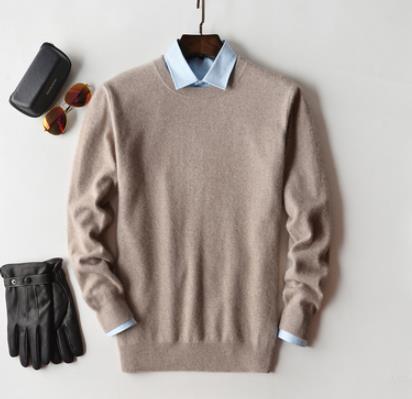 Men's solid crew neck jumper with long sleeves and ribbed trims