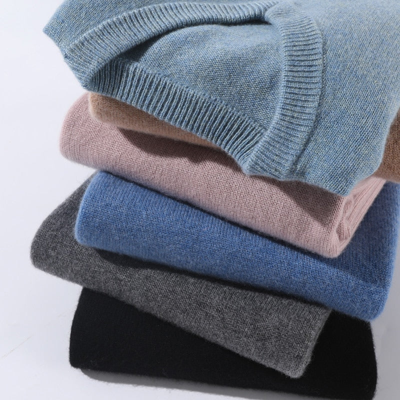 Men's solid crew neck jumper with long sleeves and ribbed trims