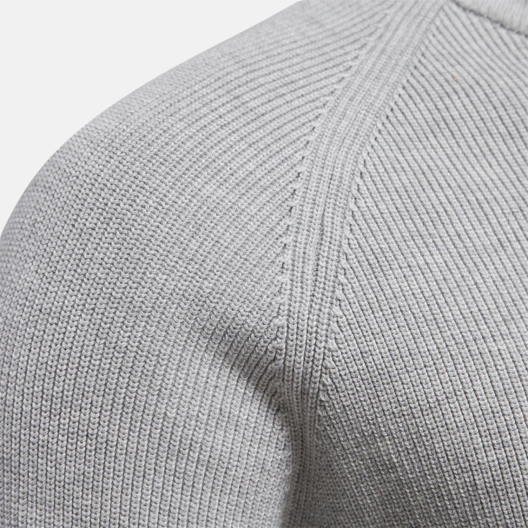 Men's ribbed half-zip jumper with stand collar and long sleeves