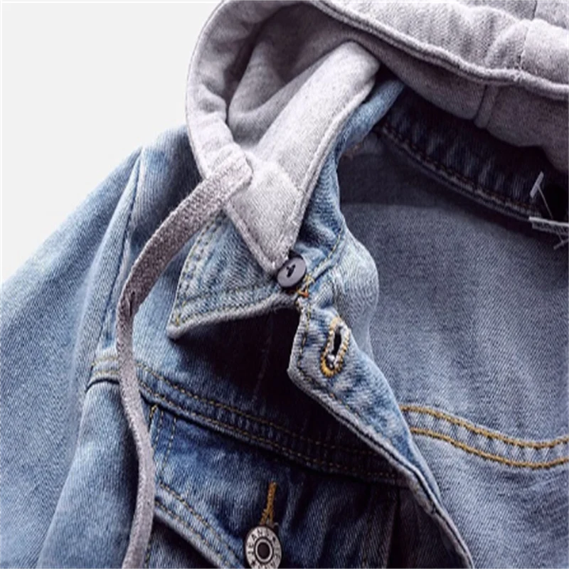 Women's hooded denim jacket with long sleeves, button front and chest pockets