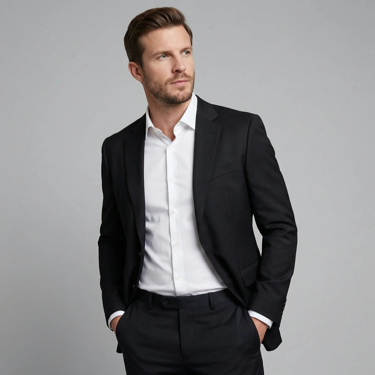 Men's single-breasted blazer with notch lapels and long sleeves
