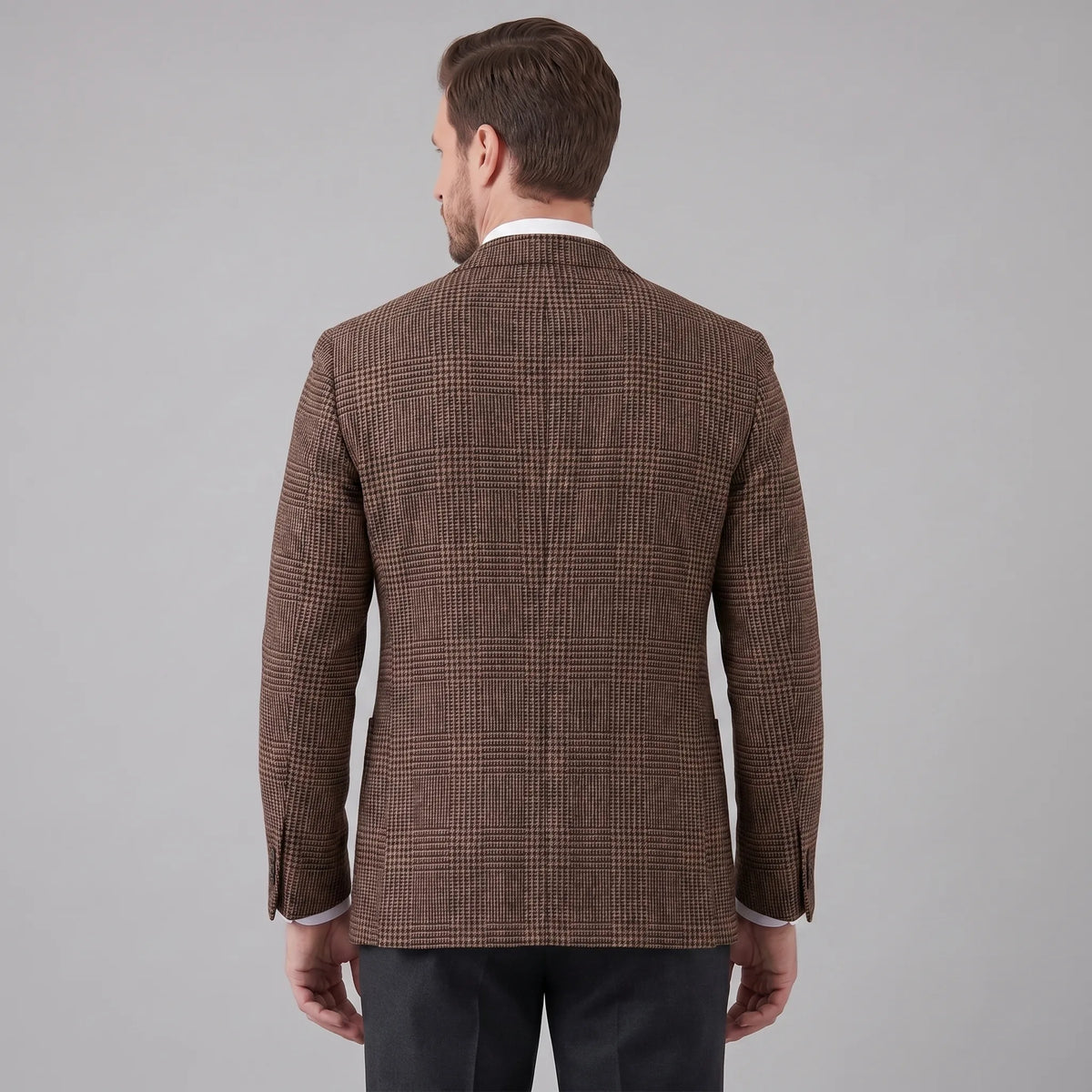 Men's checked single-breasted blazer with notched lapels and long sleeves
