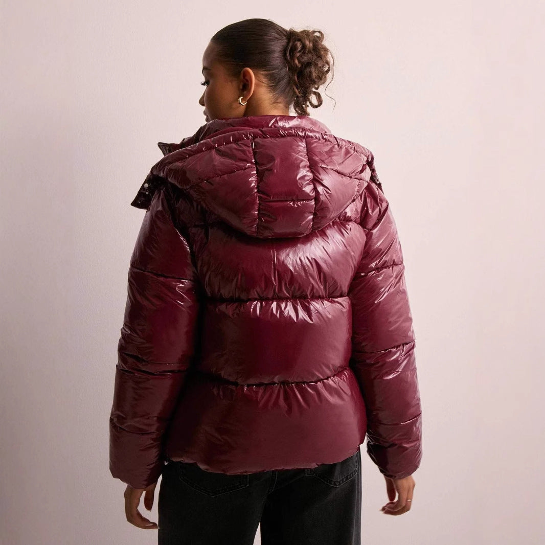 Women's glossy quilted puffer jacket with hood and front zip