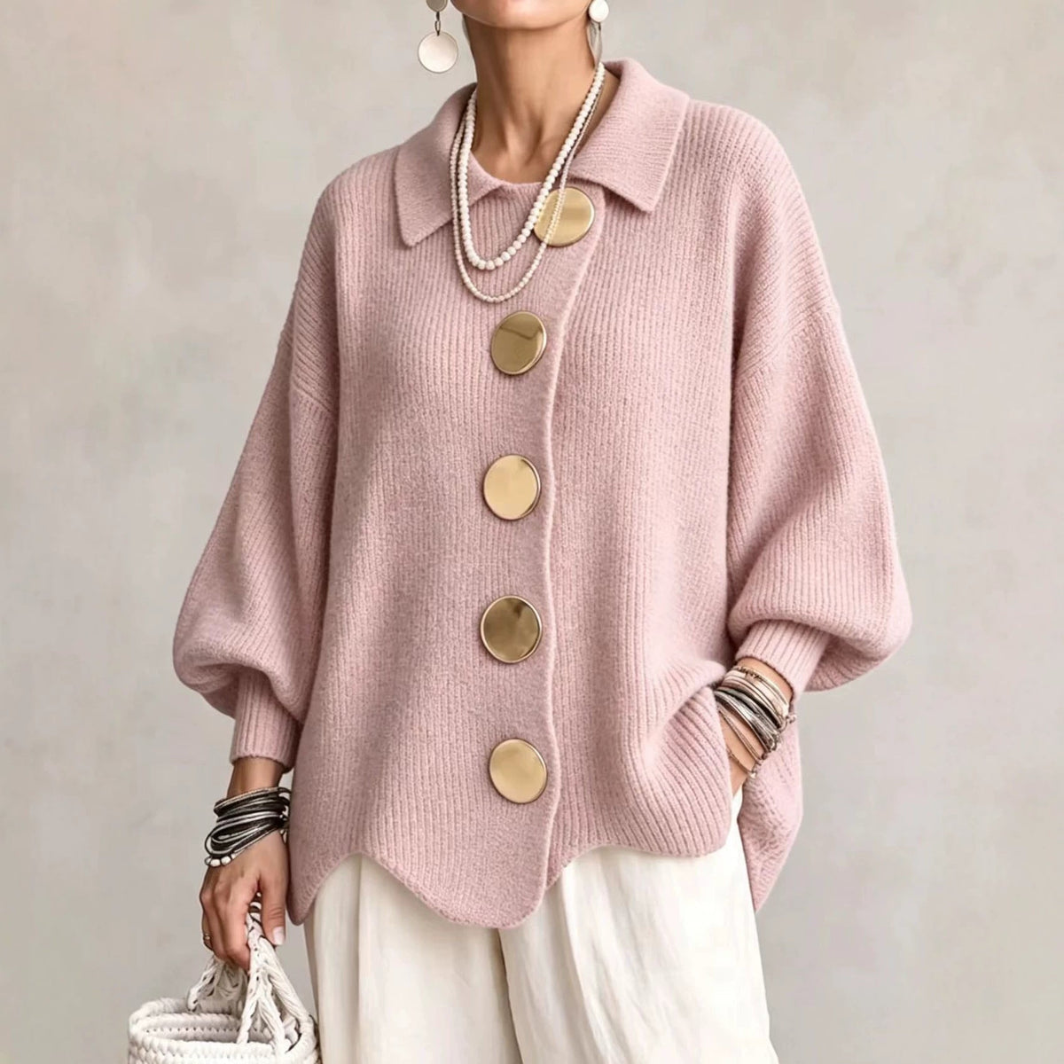 Women's oversized ribbed cardigan with collar and large front buttons
