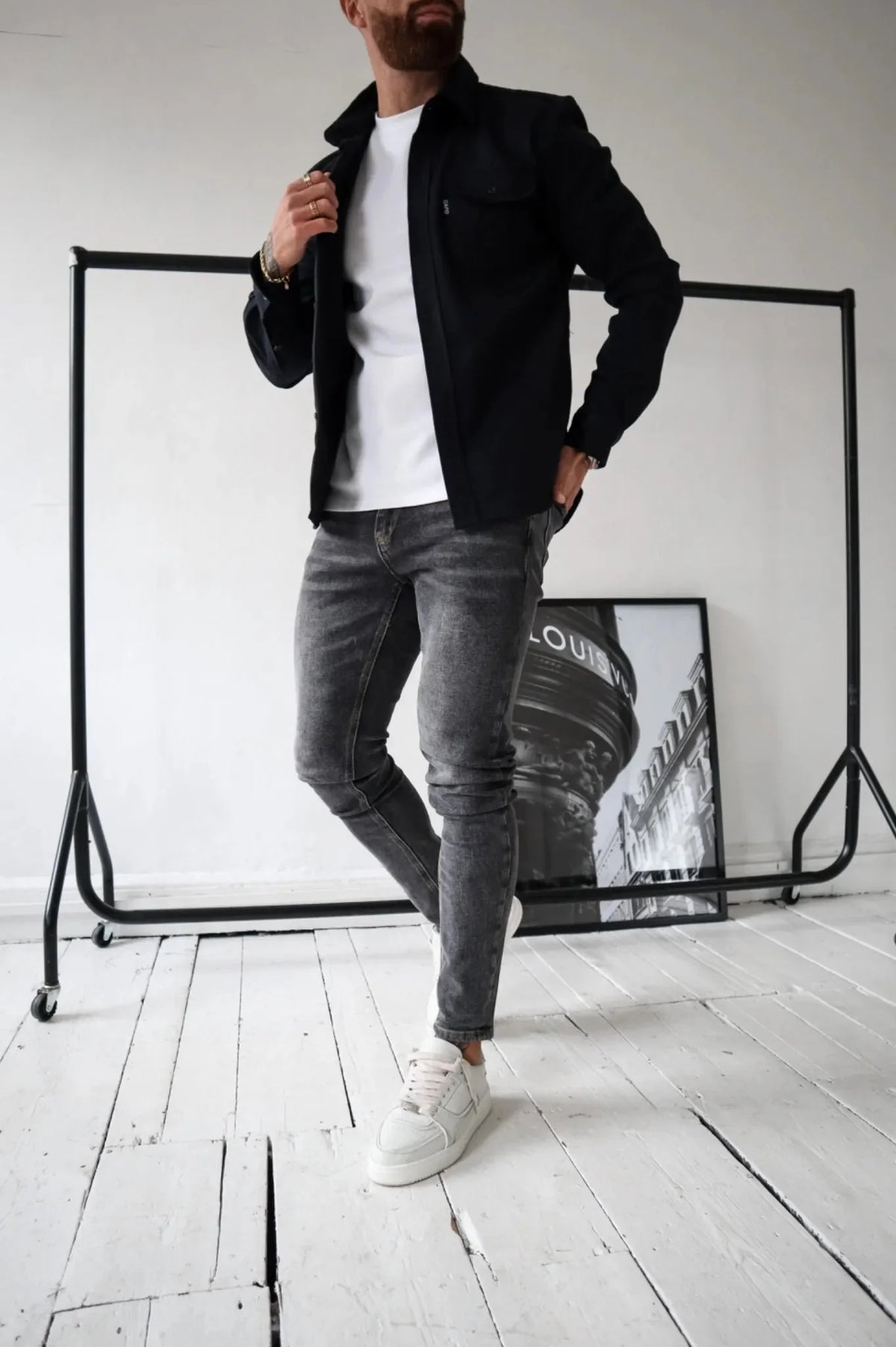 Men's button-up shirt jacket with long sleeves and two chest pockets