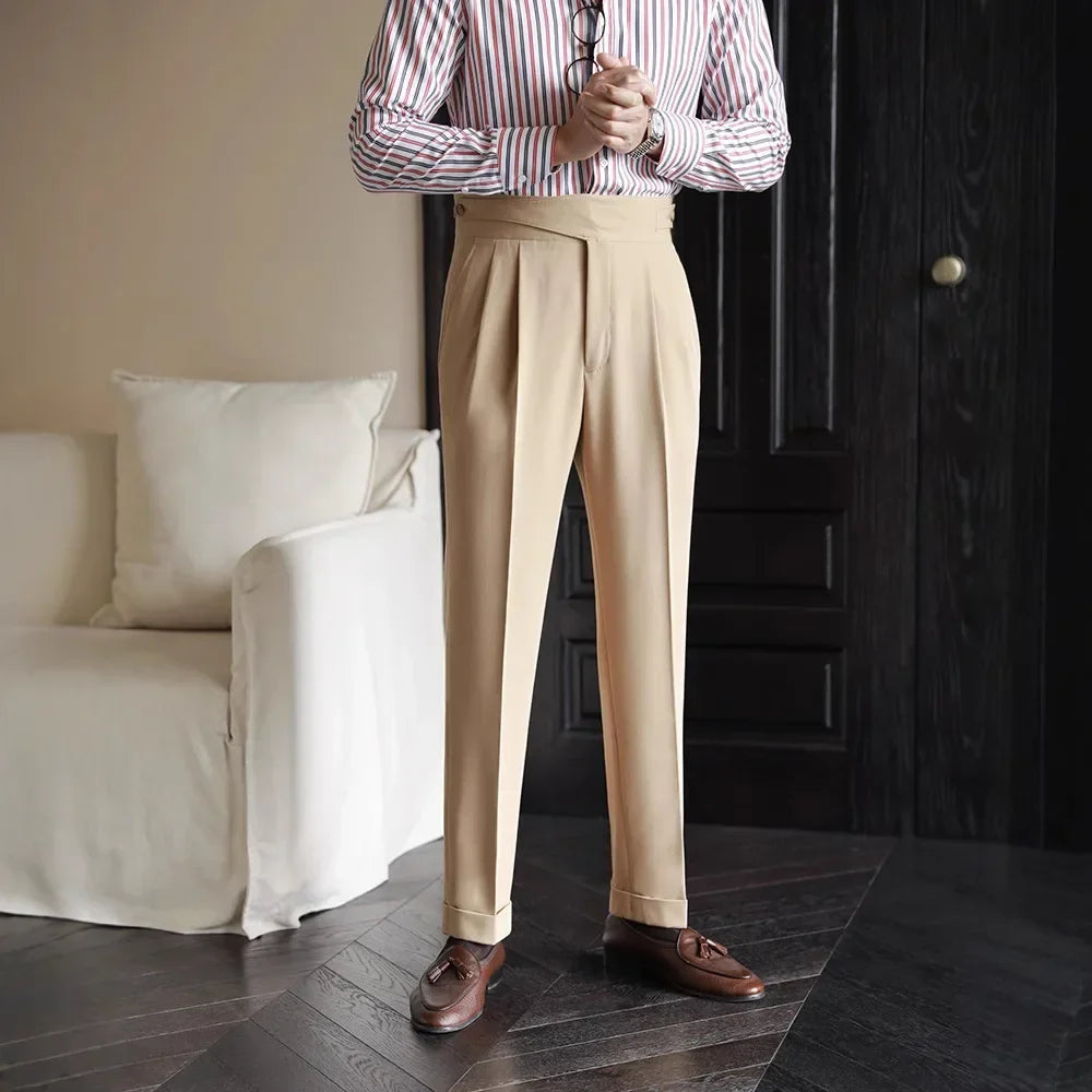 Men's high-waisted pleated trousers with a straight wide-leg cut