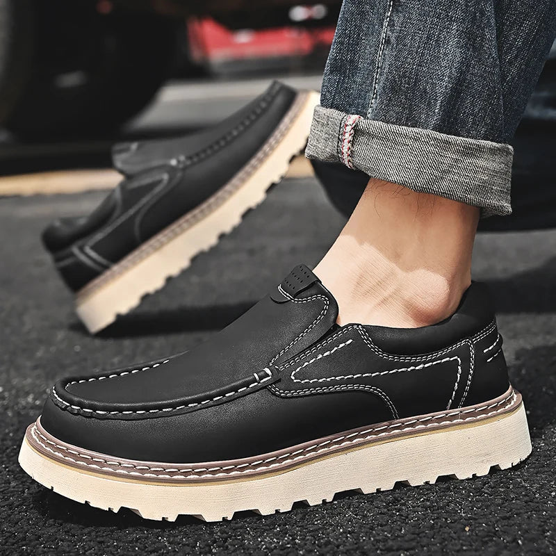 Men's slip-on loafers with contrast stitching and chunky lug soles