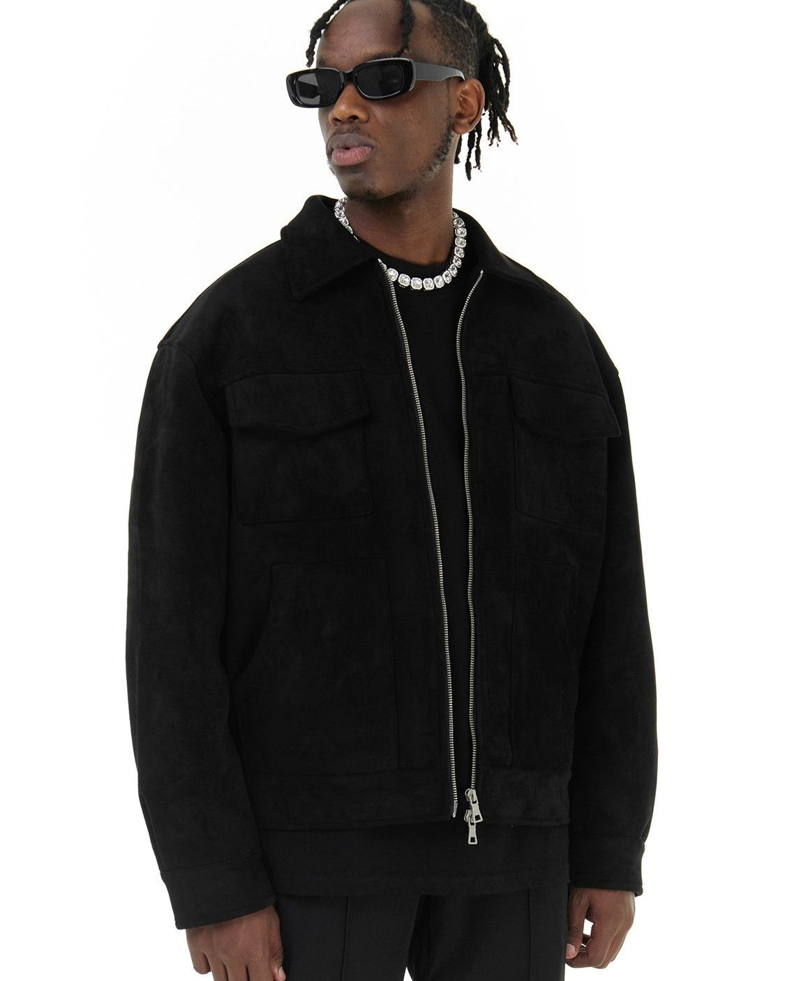 Men's field jacket with pointed collar, four patch pockets and front zip