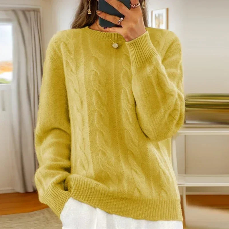 Women's cable knit jumper with crew neckline and ribbed trims