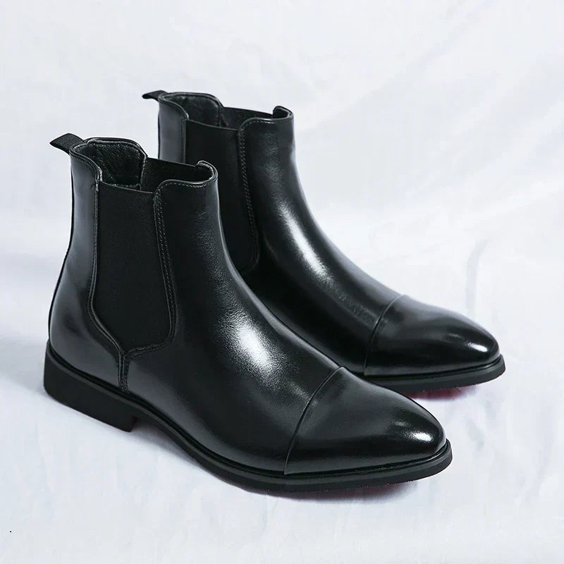 Men's Chelsea ankle boots with almond toes, elastic side panels and low heels