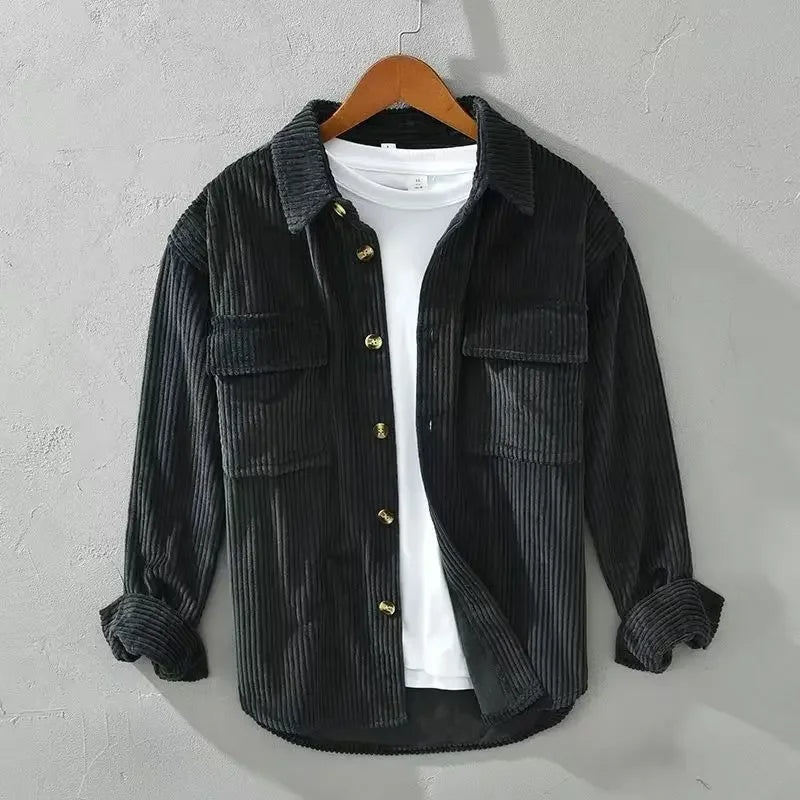 Men's ribbed corduroy overshirt with long sleeves, button front and chest pockets