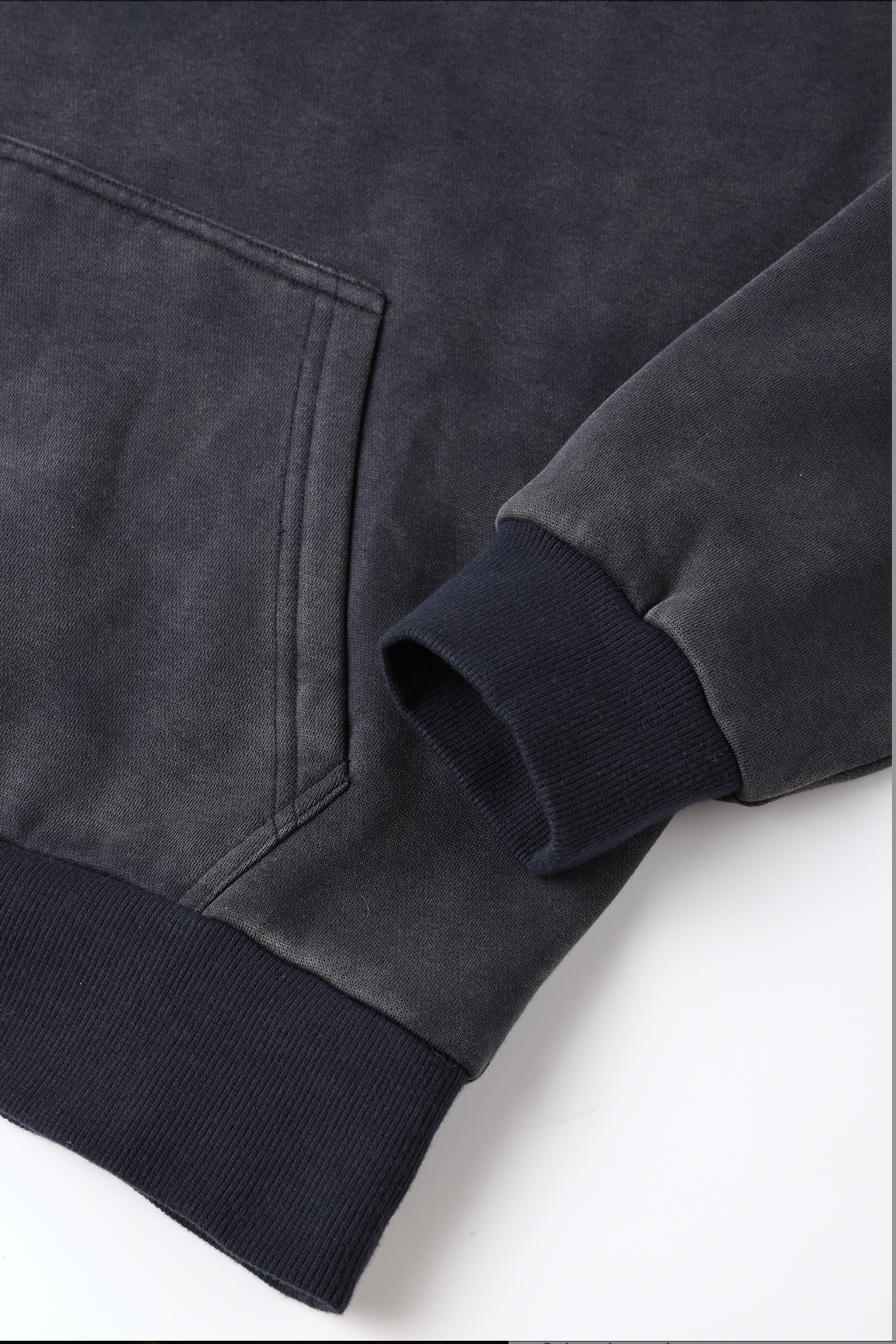 Men's dark grey Monaco graphic pullover hoodie with hood and kangaroo pocket