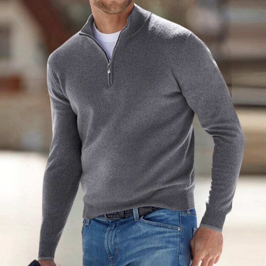 Men's long-sleeved quarter-zip jumper with a raised stand collar