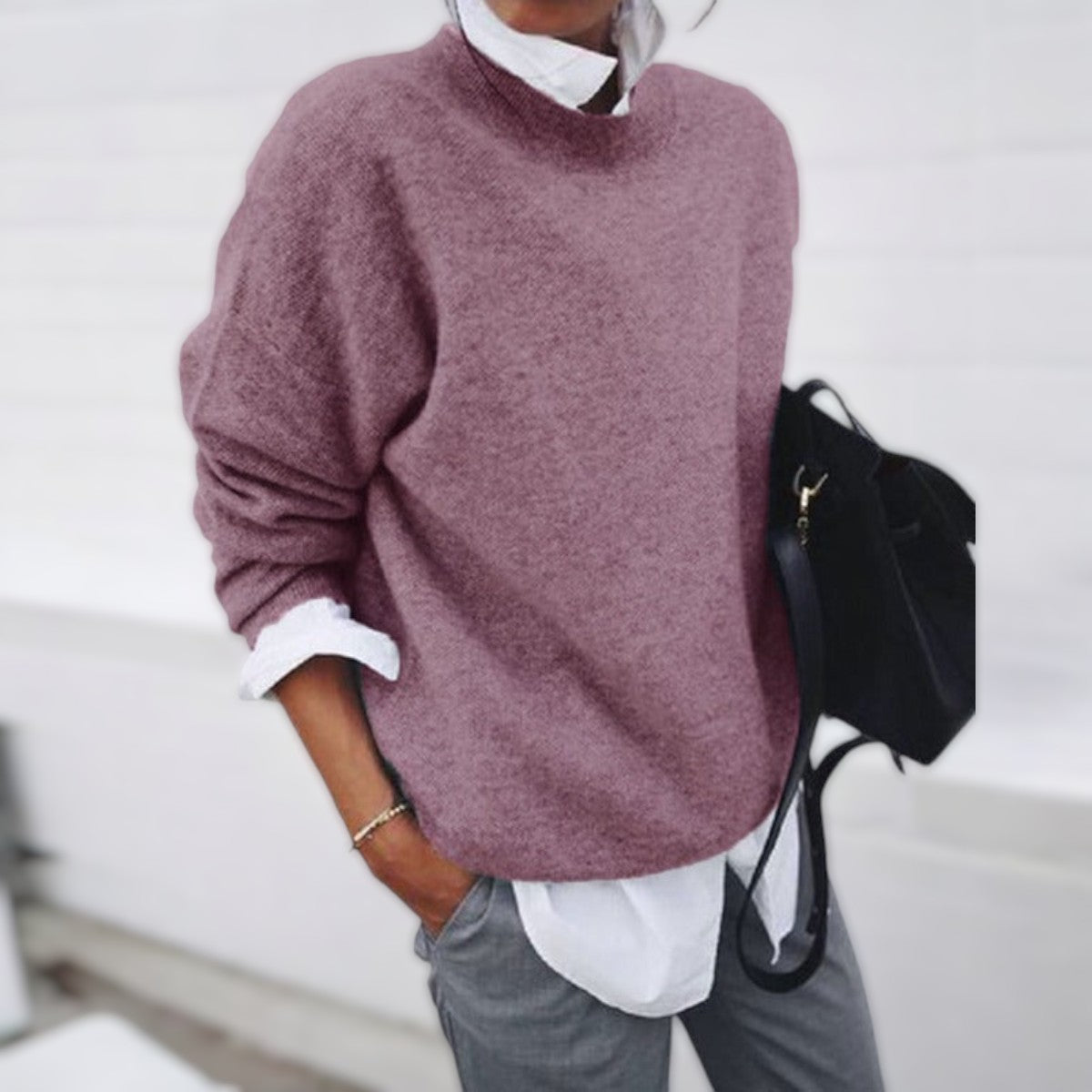 Women's plain knitted jumper with crew neckline and long sleeves
