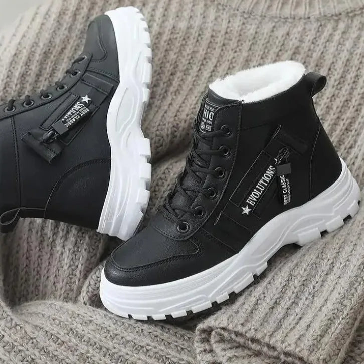 Women's high-top lace-up ankle boots with chunky lugged soles