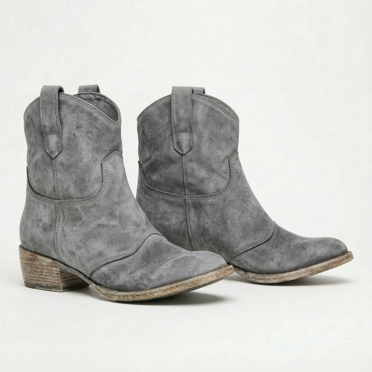 Women's western ankle boots with pull tabs, pointed toes and low block heels