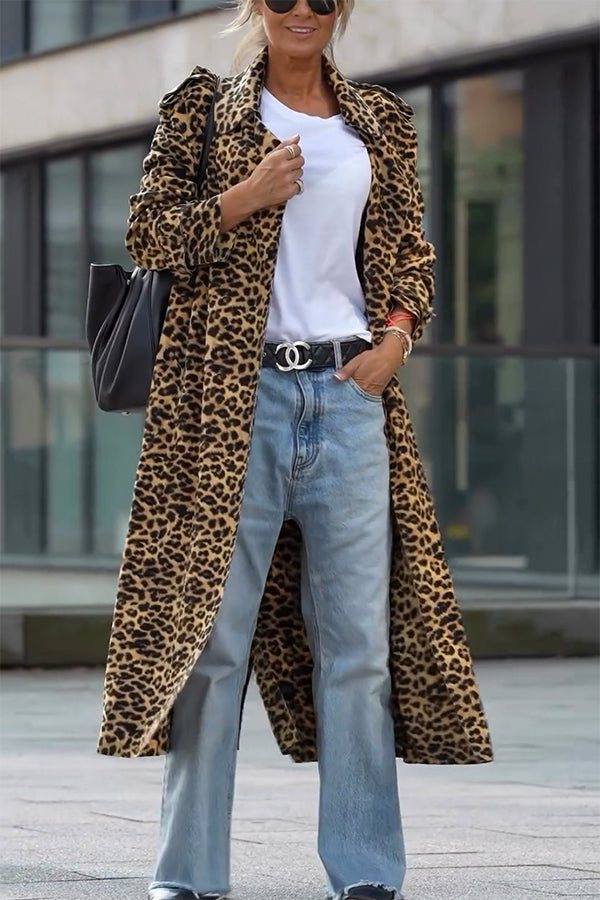 Women's long leopard print coat with lapel collar and long sleeves