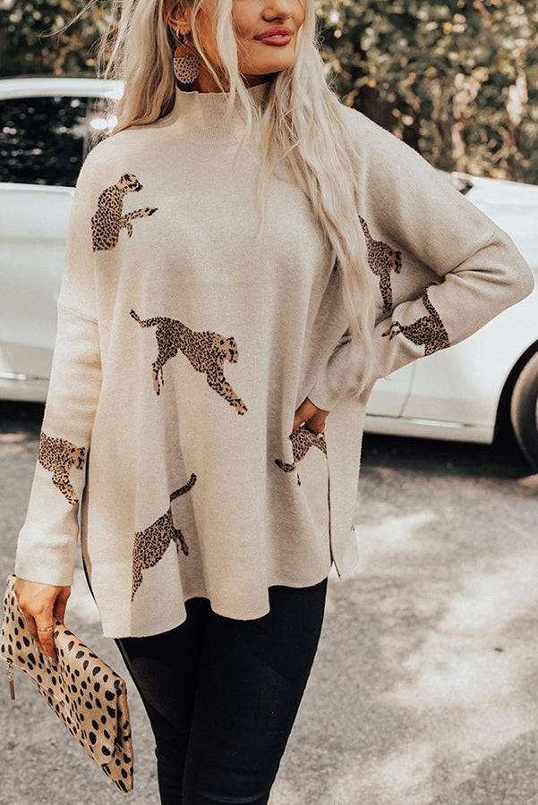 Women's relaxed leopard print sweatshirt with mock neck, long sleeves and split hem