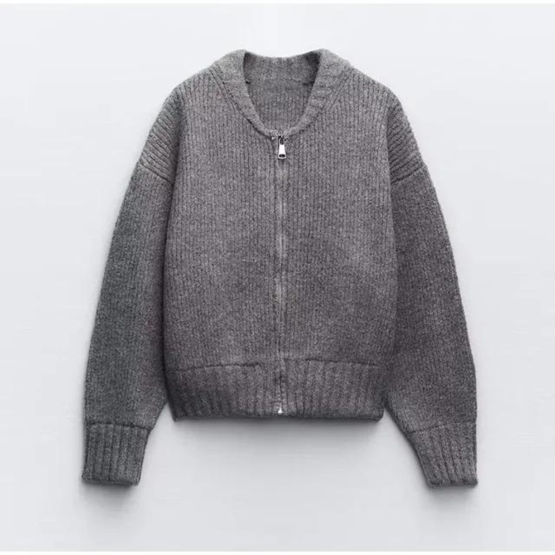 Grey knitted cardigan with round neckline, front zip and ribbed trims
