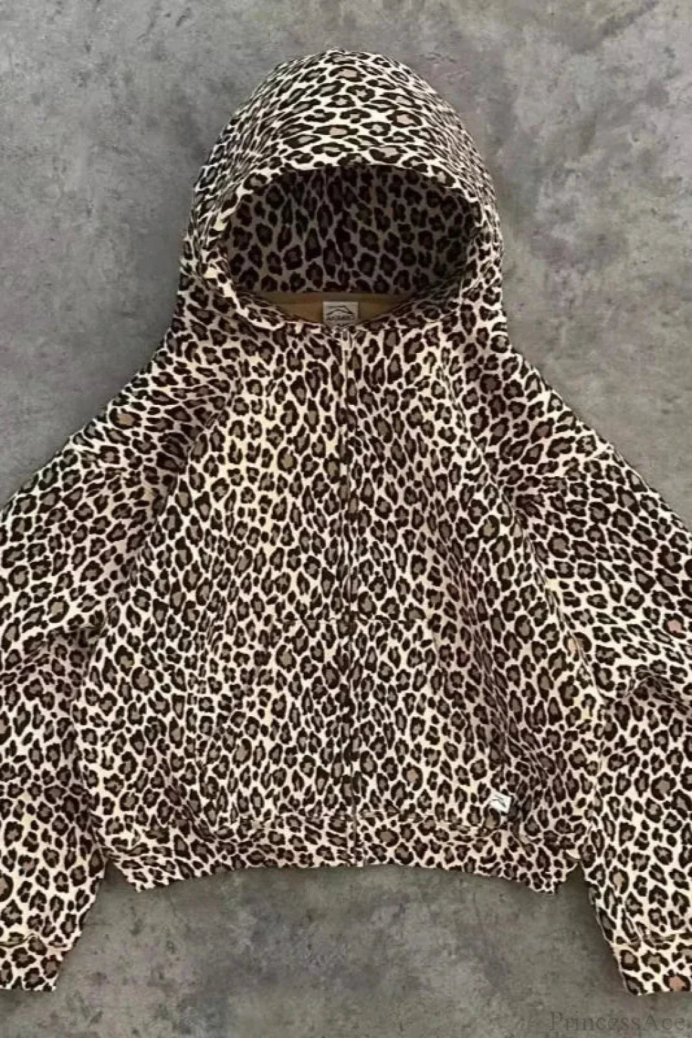 Graphic zip-up hoodie with hood, long sleeves and front pockets