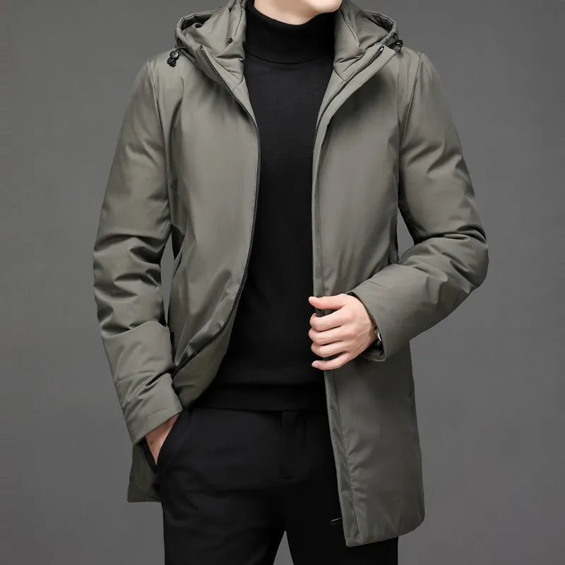 Men's hooded winter coat with long sleeves and front zip