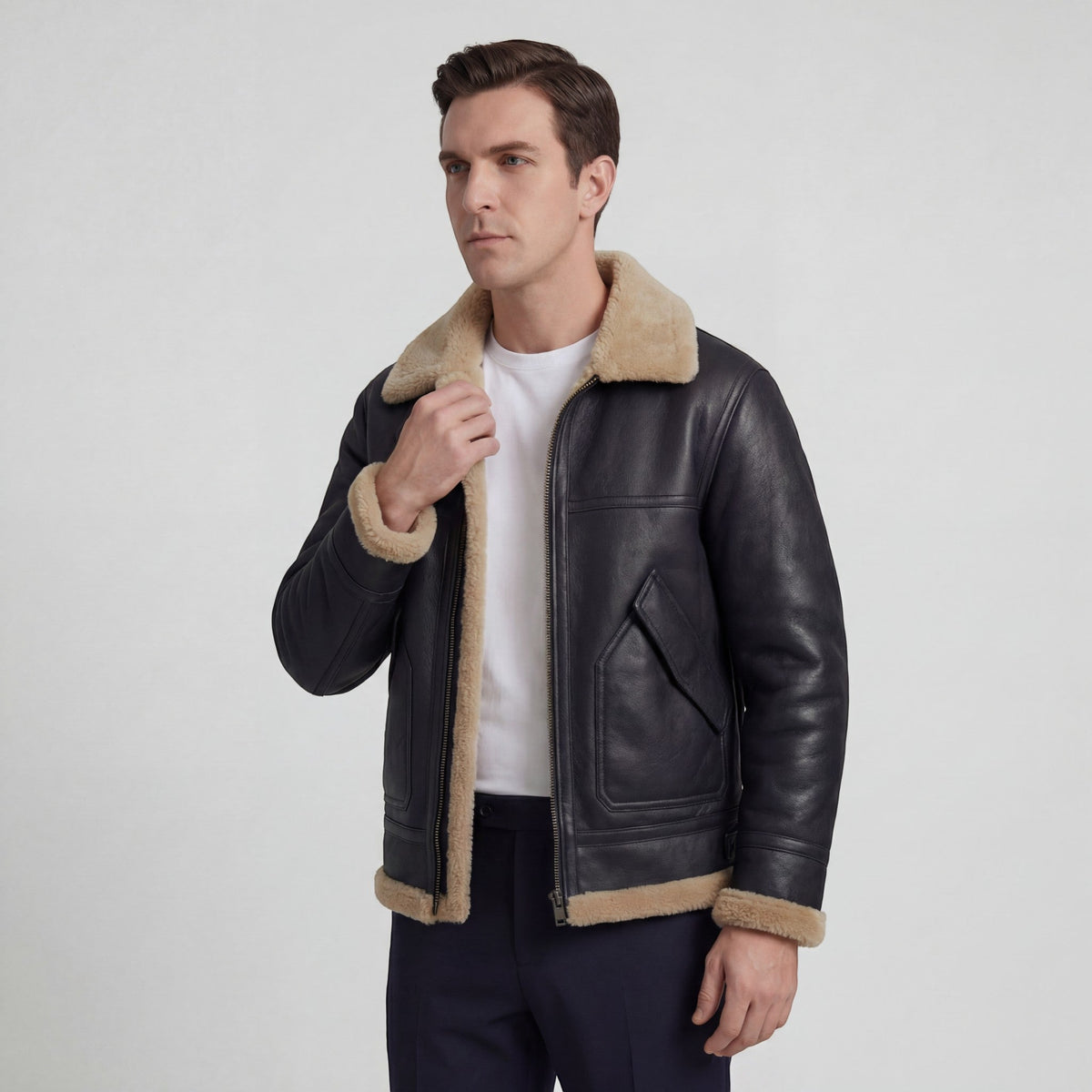Men's shearling-lined jacket with contrast collar, cuffs and front pockets