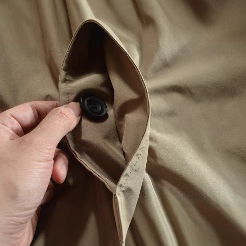 Men's single-breasted transition coat with pointed collar and button front